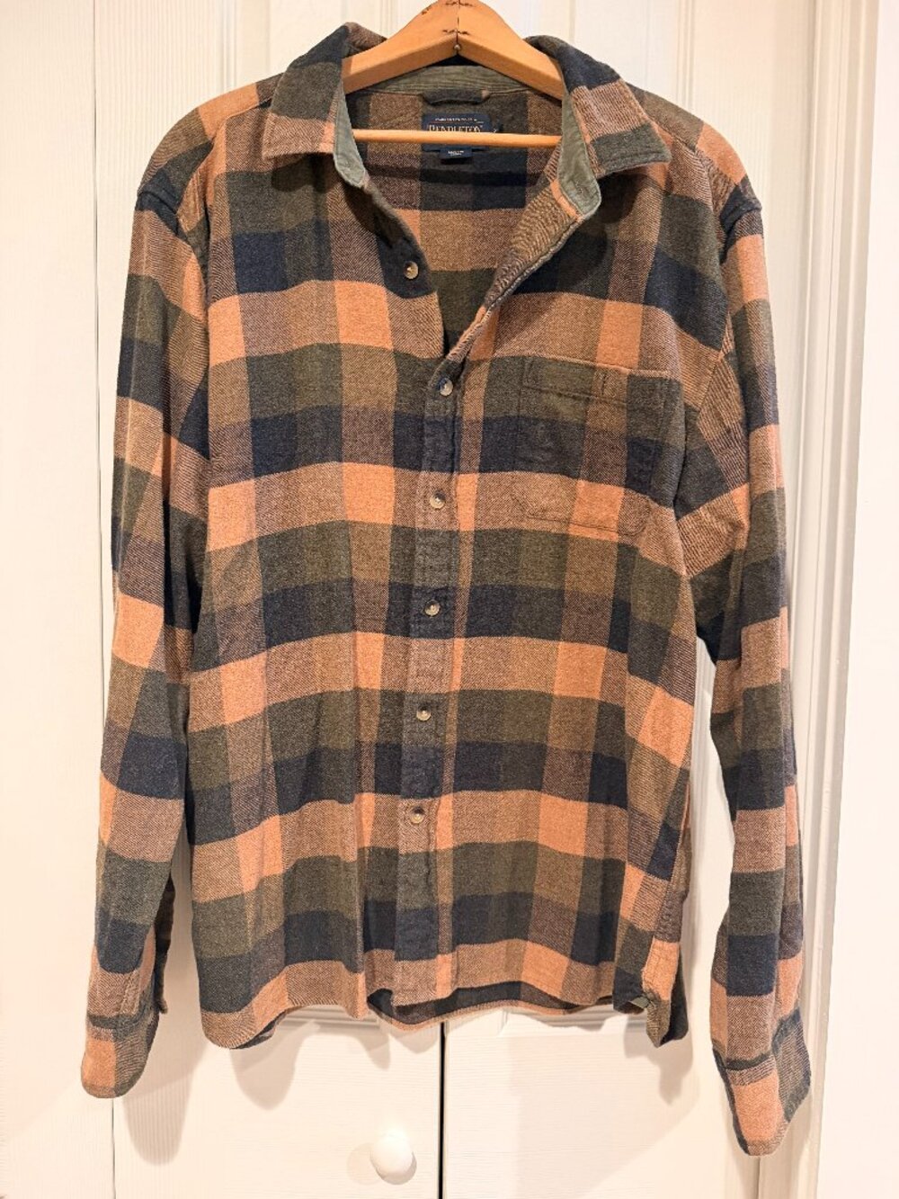 Pendleton Men's Tan/Olive Green/Black Plaid Super Soft Flannel Button Down Sz XL